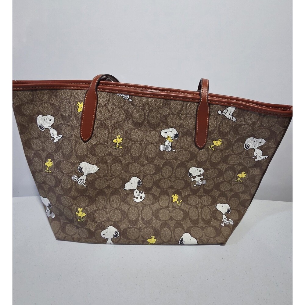 Coach X Peanuts Women's Tote Bag Khaki Redwood Multi Snoopy Woodstock CF166 - Picture 4 of 8